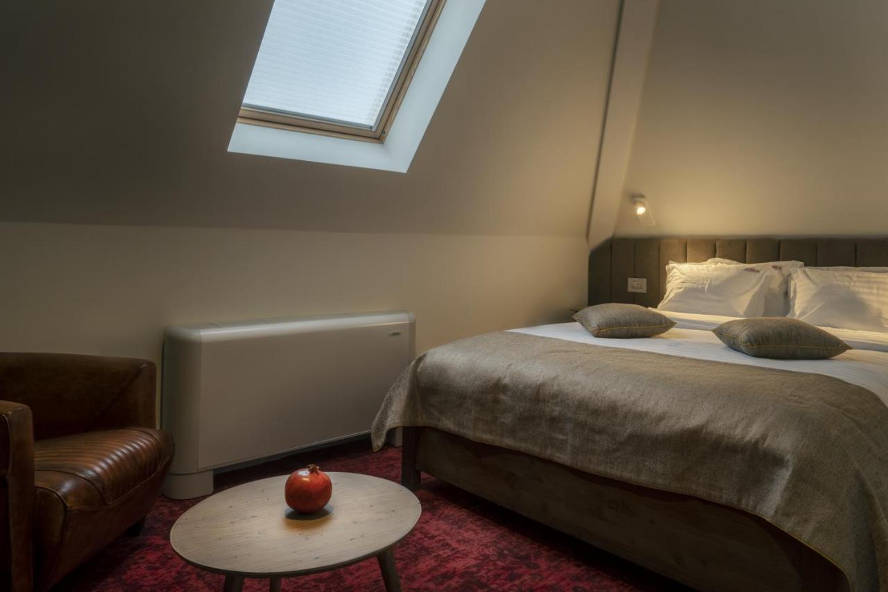 La Boheme Hotel 4*