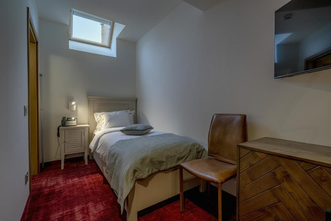 Hotel La Boheme 4*
